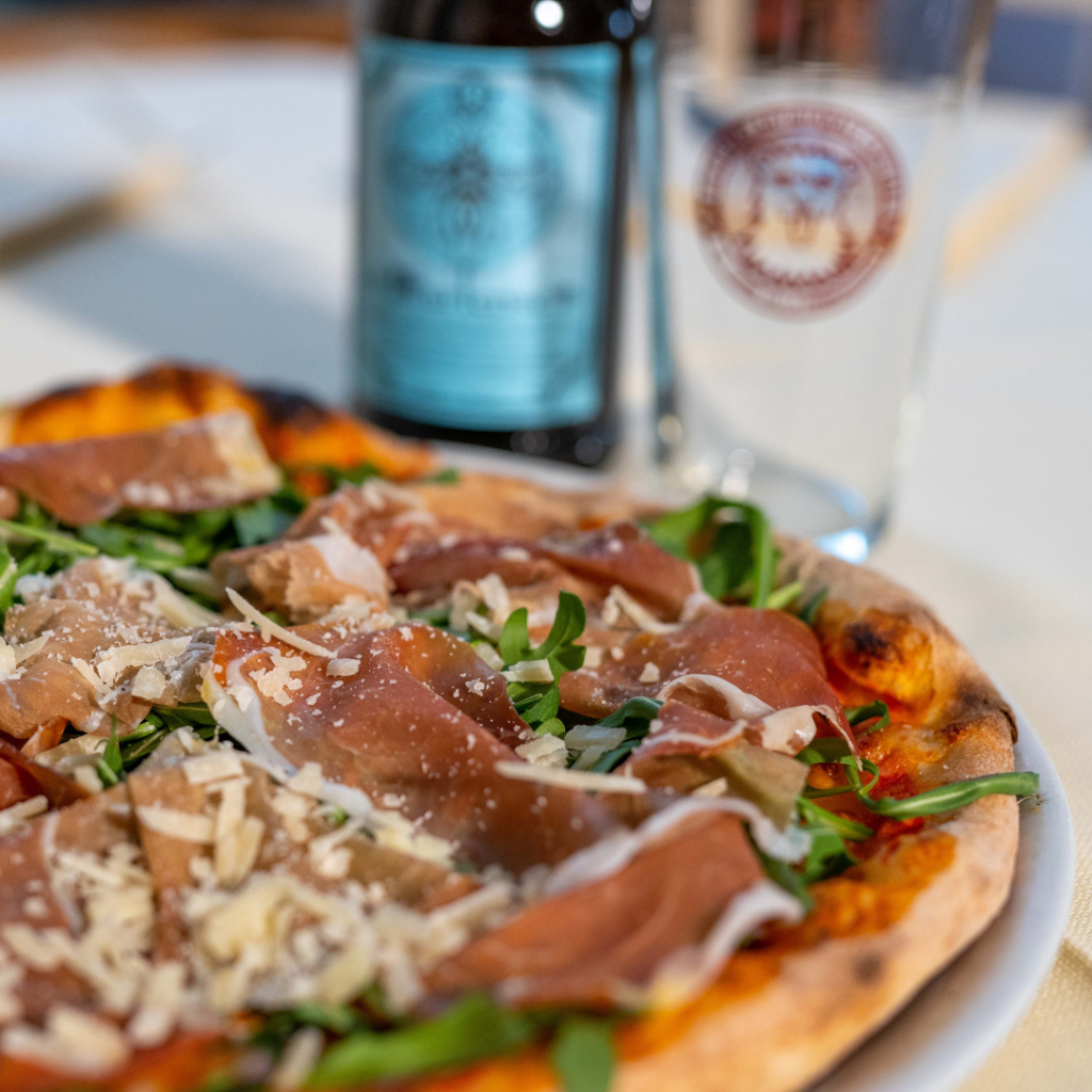 pizza crudo rucola e grana